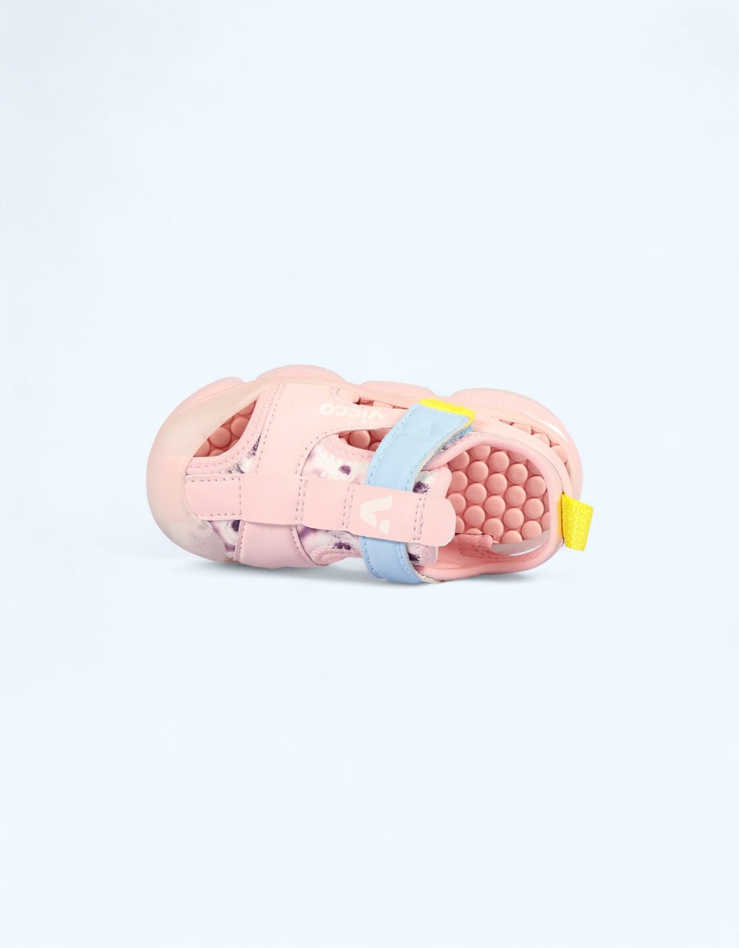 Vicco Sandals Live