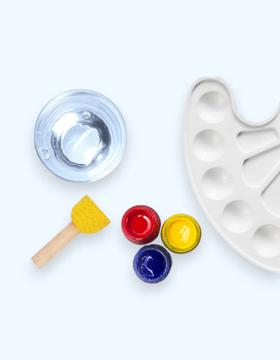 BukvaLand to'plami "Moviy traktor" gubkalari bilan chizilgan.