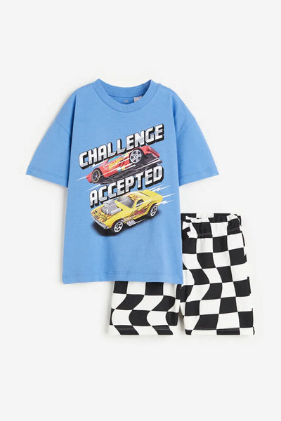 H&M Chop etilgan shortilar va futbolkalar to'plami