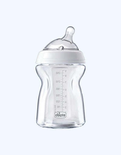 Chicco Natural Feeling shishasi, o'rtacha oqim, oq, 2+ oy, 250 ml